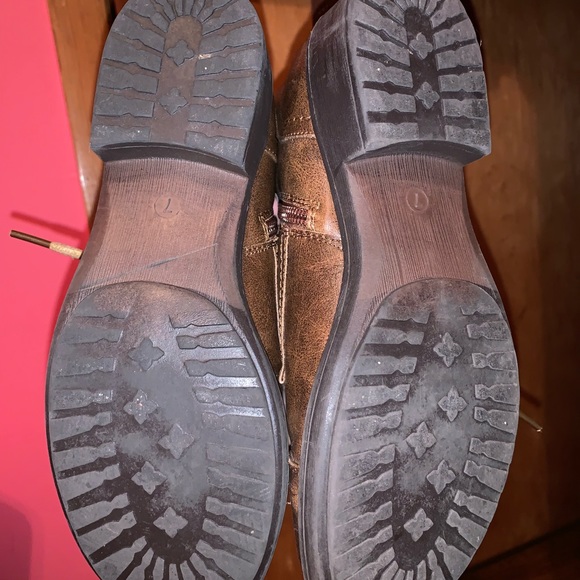 Boots - Picture 2 of 2